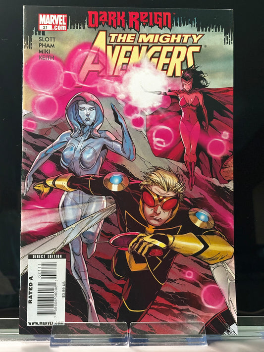 The Mighty Avengers #21 (2009 Marvel Comics) – VF/NM – “The Smartest Man in the Room” – Hank Pym Becomes The Wasp