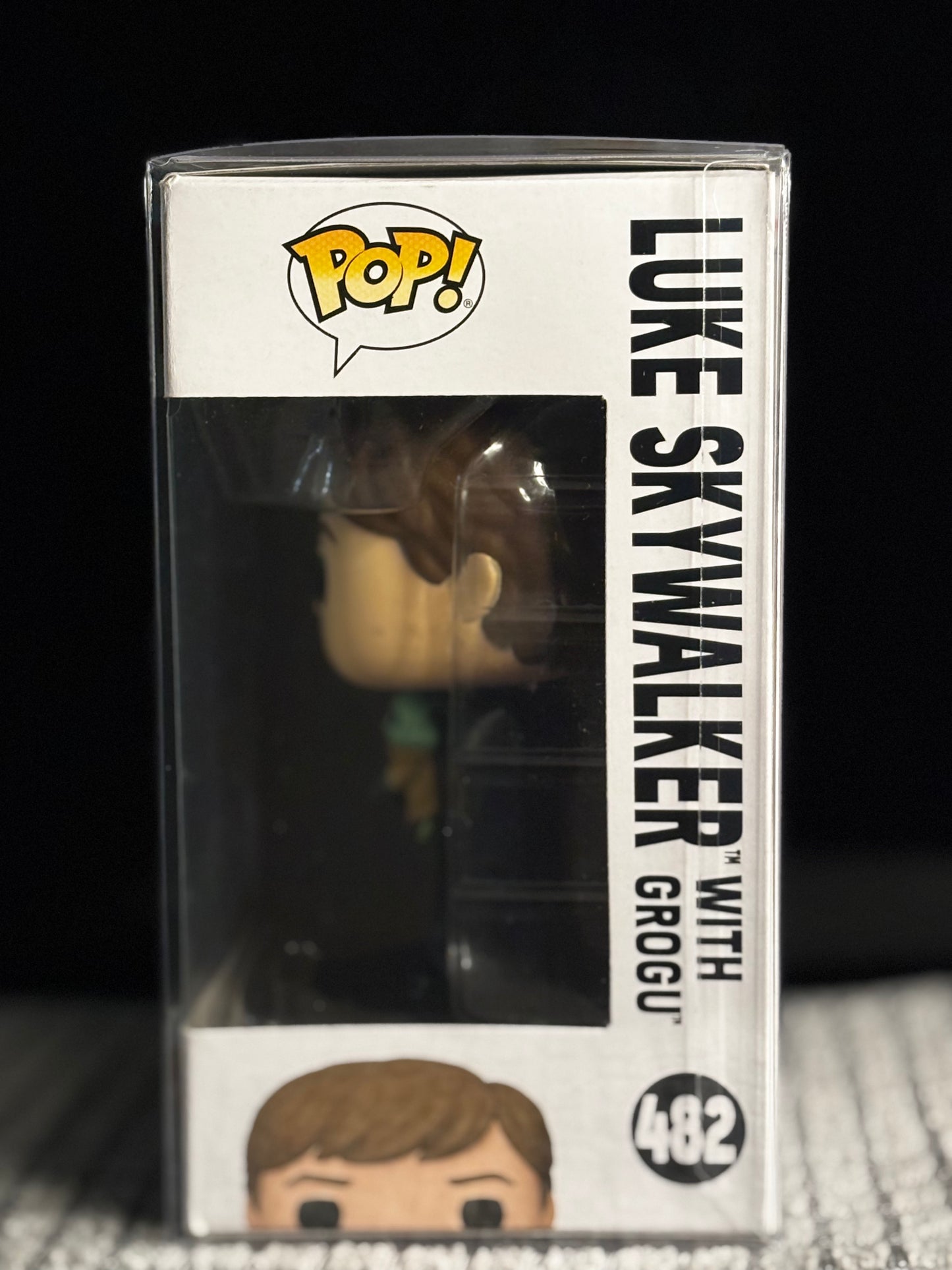Funko Pop! Star Wars: Luke Skywalker with Grogu #482 β Mandalorian Finale Edition
