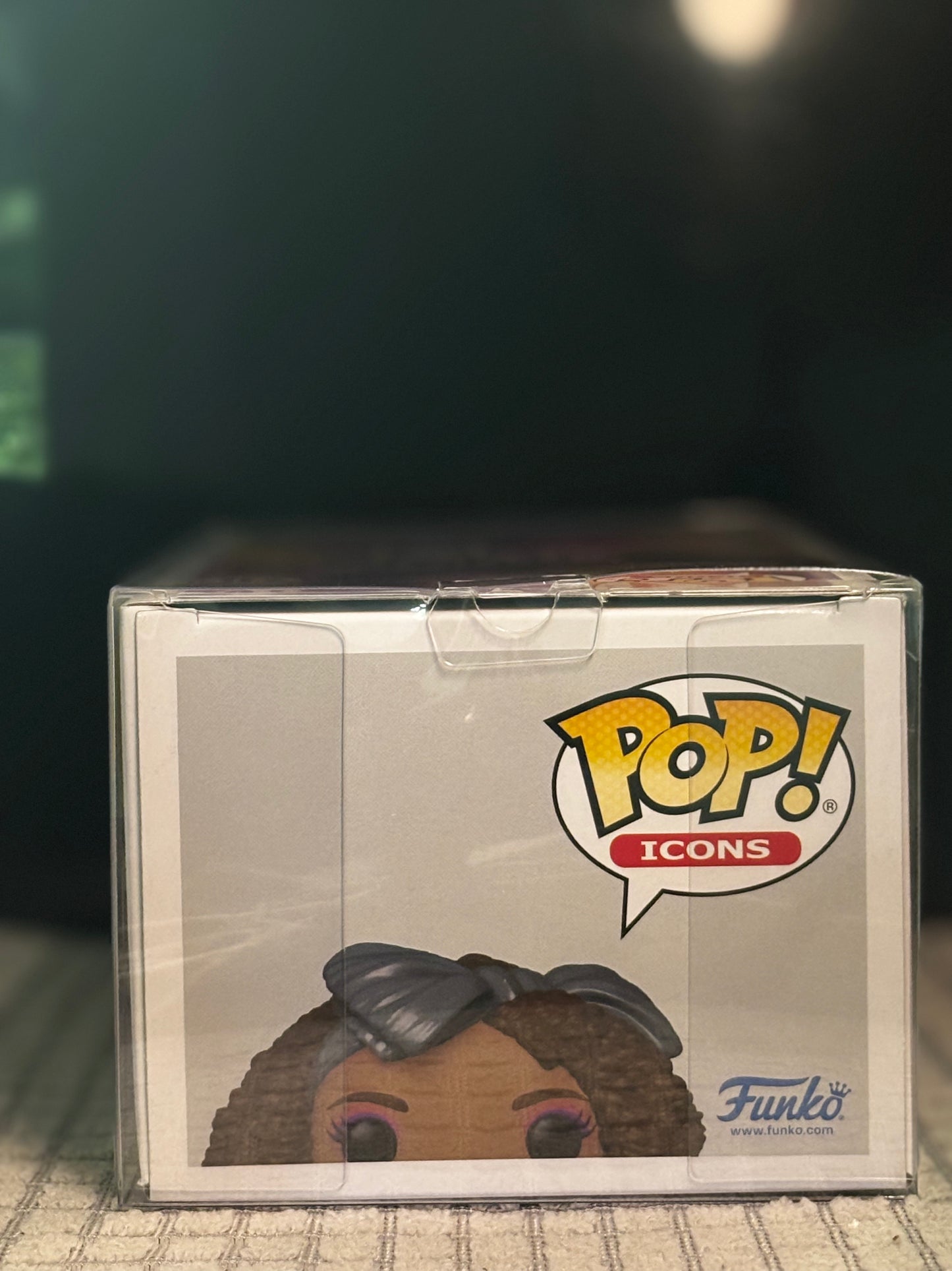 Funko Pop Whitney Houston #70 – Vinyl Figure IN BOX – Pop Rocks Music Legend Collectible